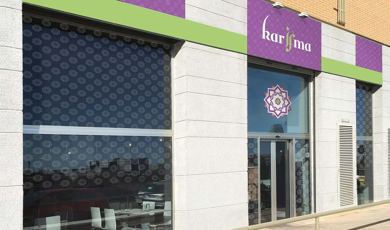 identidad corporativa de restaurante karisma